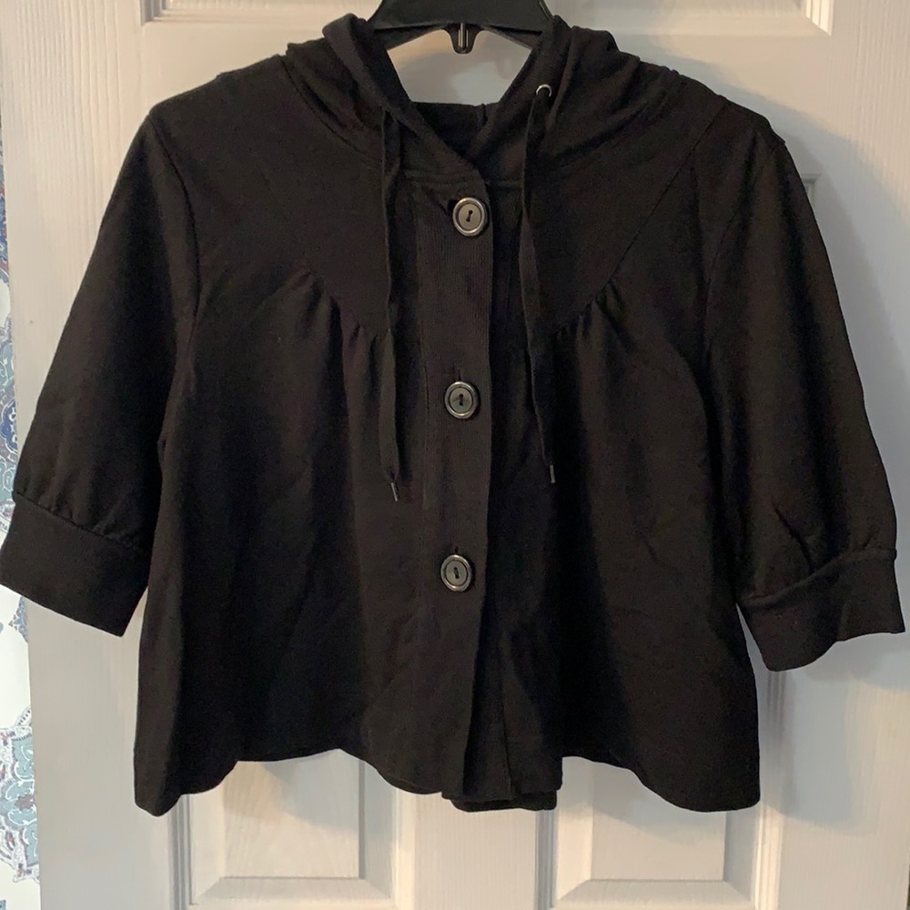 Short sleeve hooded jacket